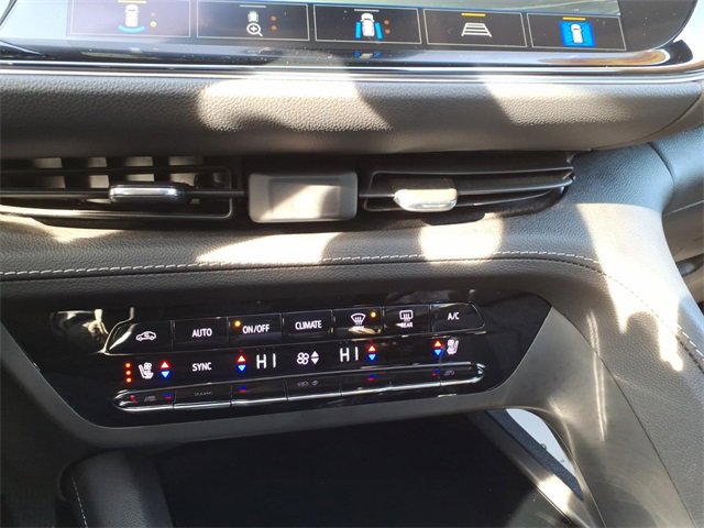 Used 2023 Buick Envision Avenir image 21