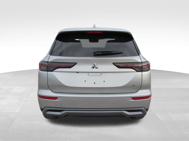New 2026 Mitsubishi Outlander SE FWD image 4
