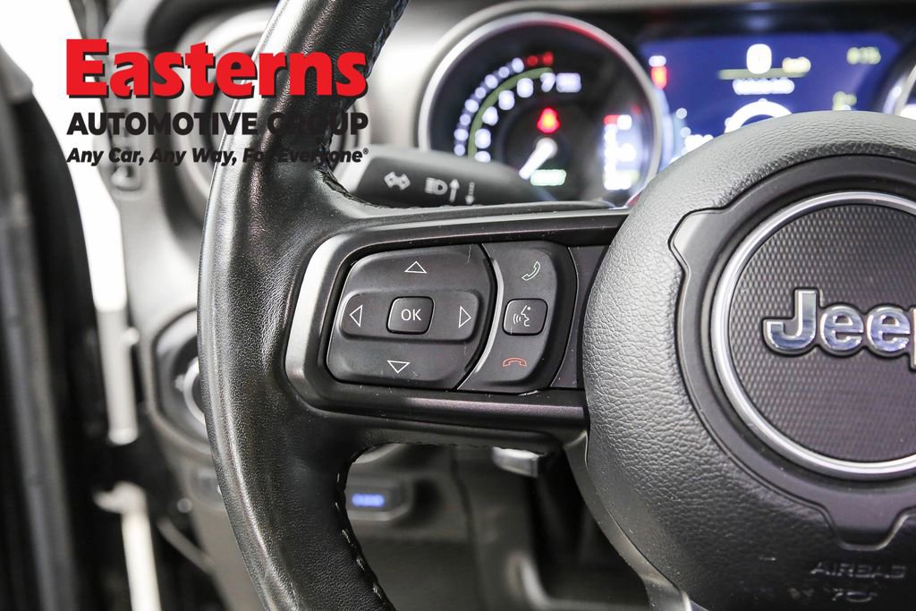 Used 2023 Jeep Wrangler Unlimited w/ Dual Top Group image 15