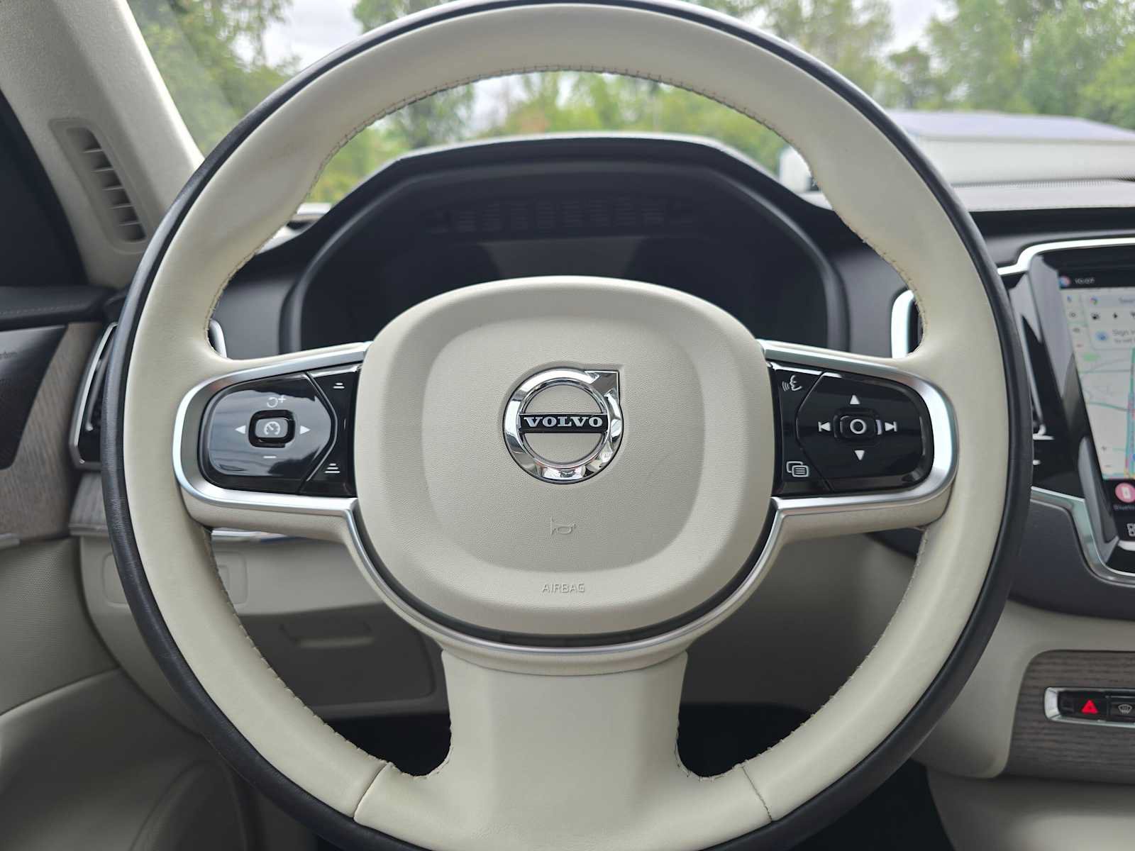 Used 2023 Volvo XC90 T8 Ultimate w/ Lounge Package AWD/4WD image 24