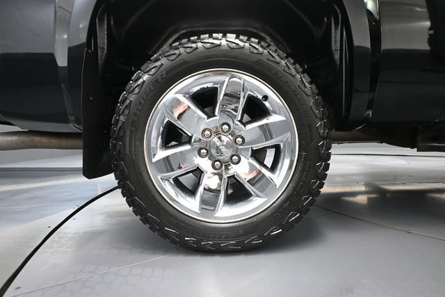 Used 2012 GMC Sierra 1500 SLT w/ SLT Convenience Package AWD/4WD image 25