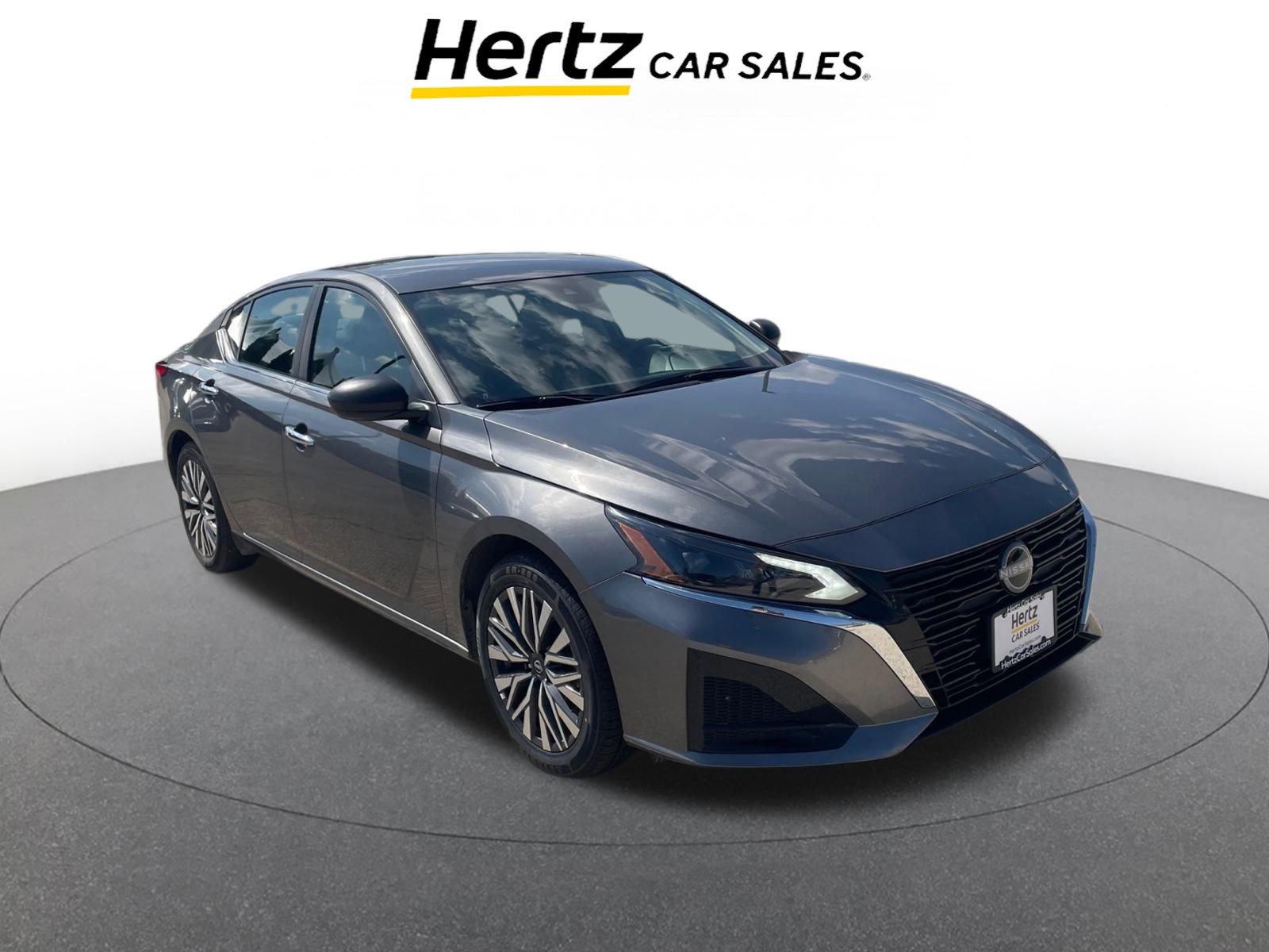 Used 2024 Nissan Altima 2.5 SV