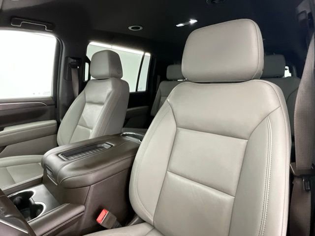 Used 2022 Chevrolet Suburban Z71 image 6