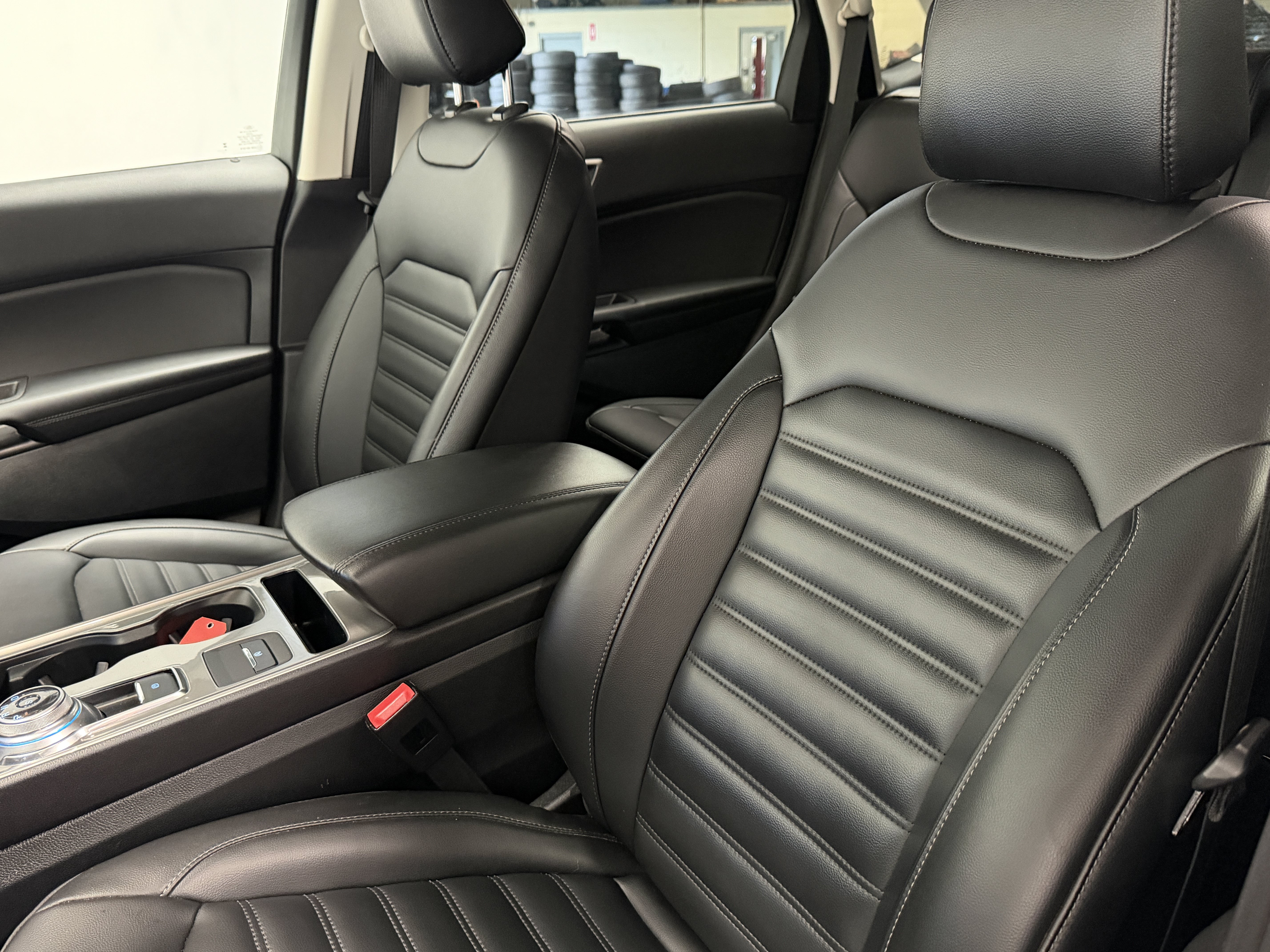 Used 2024 Ford Edge SEL w/ Convenience Package AWD/4WD image 19