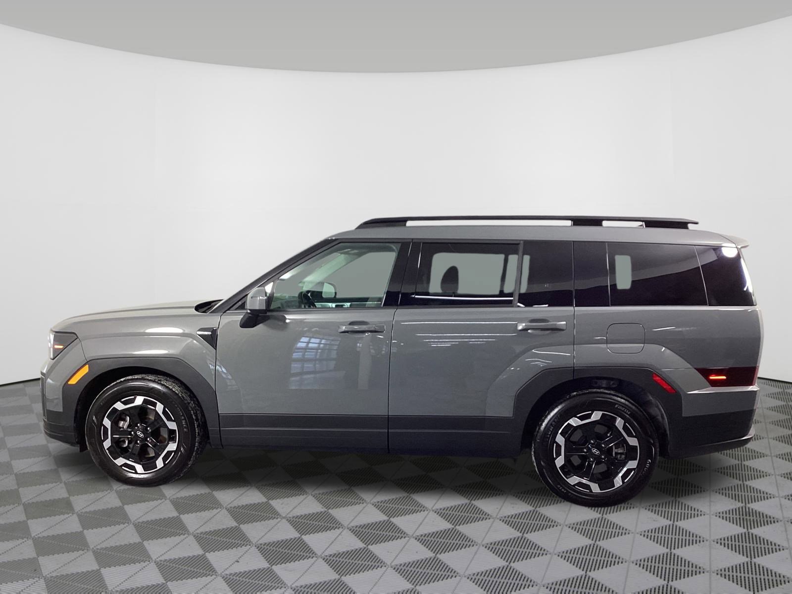 Used 2024 Hyundai Santa Fe SEL image 9