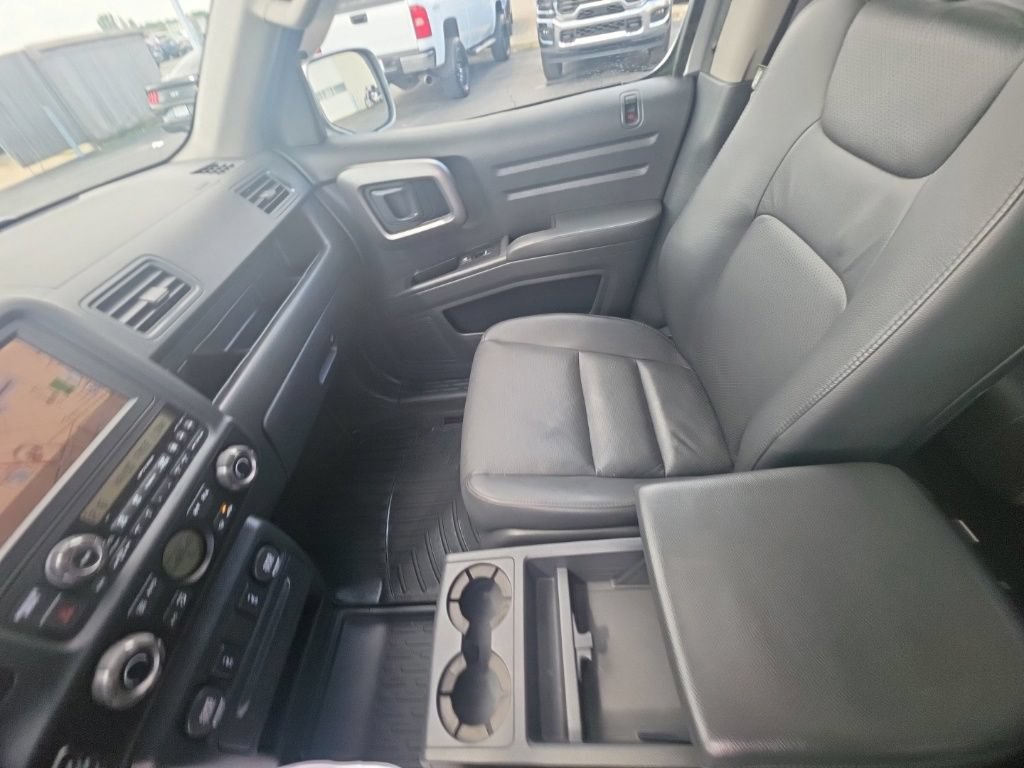 Used 2014 Honda Ridgeline SE image 26