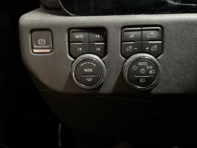 Used 2024 Chevrolet Silverado 2500 LTZ w/ LTZ Plus Package image 37