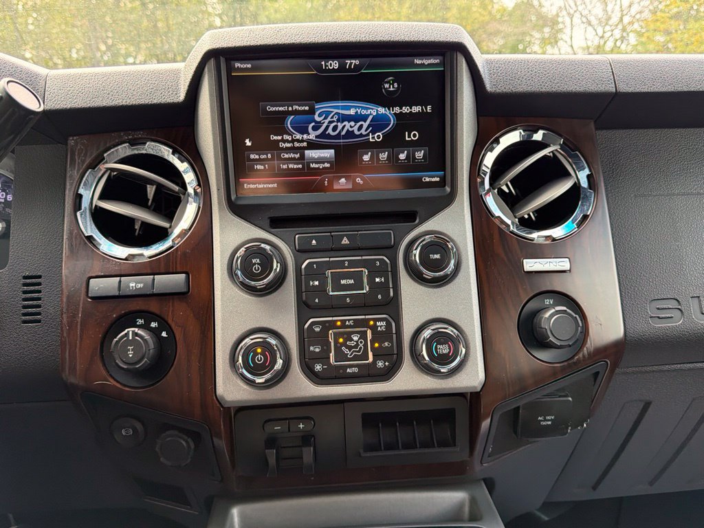 Used 2015 Ford F250 Lariat w/ Lariat Ultimate Package AWD/4WD image 38