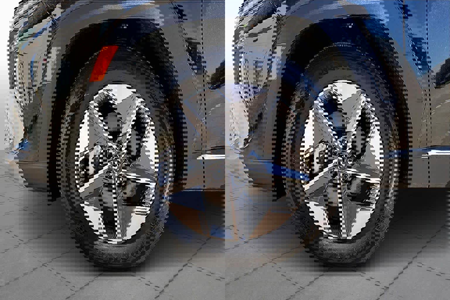 Certified 2025 Hyundai Tucson SEL image 10