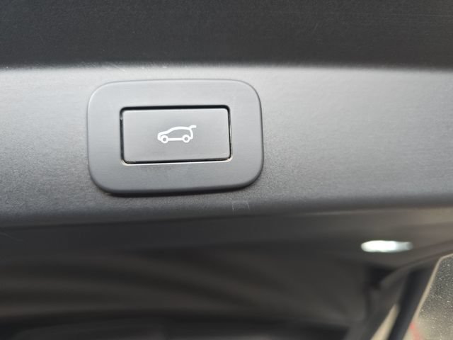 Certified 2025 Land Rover Range Rover Sport Dynamic SE AWD/4WD image 16