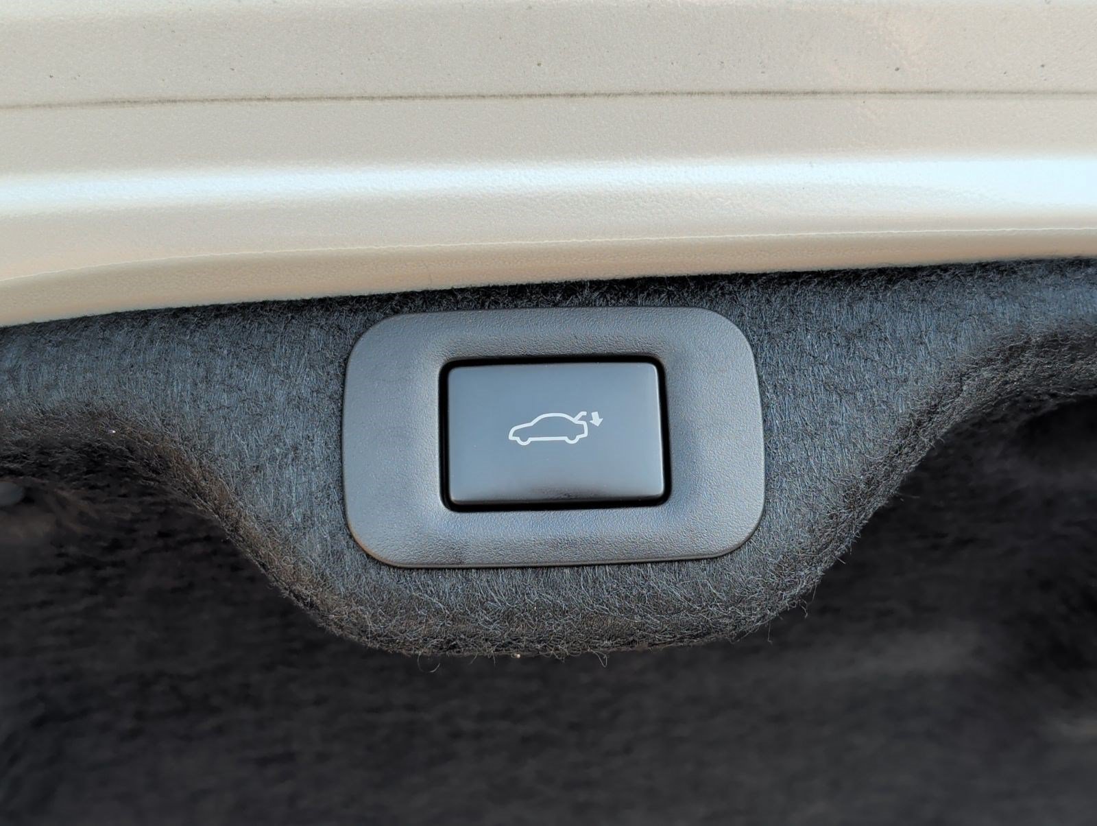 Used 2024 Lexus ES 350 w/ Premium Package FWD image 29