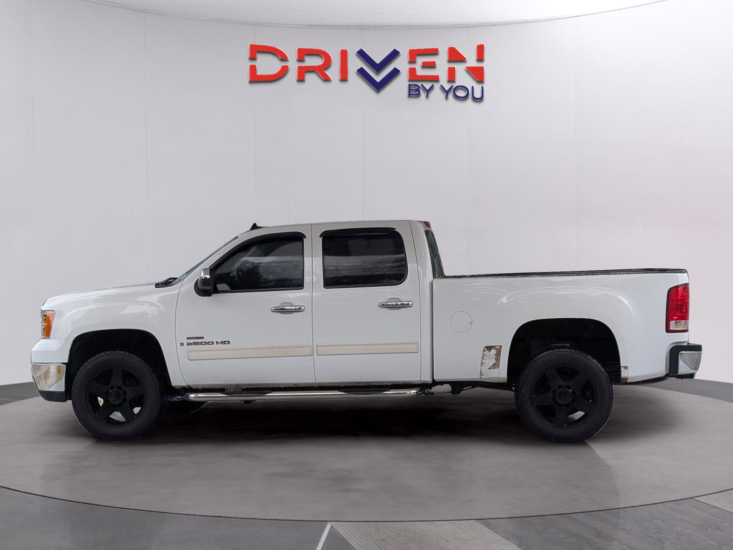 Used 2007 GMC Sierra 2500 SLE w/ EZ-Lift Tailgate Package RWD image 2