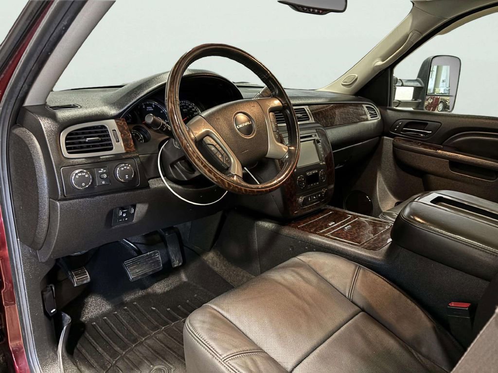 Used 2013 GMC Sierra 3500 Denali image 16