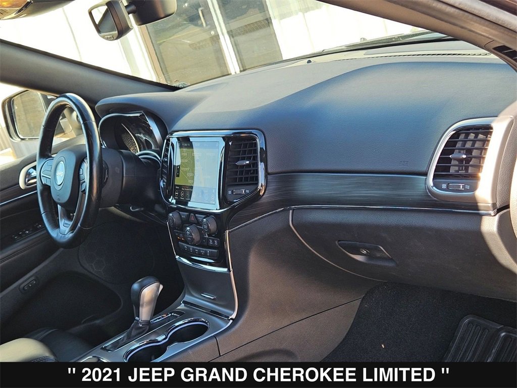 Used 2021 Jeep Grand Cherokee Limited image 26
