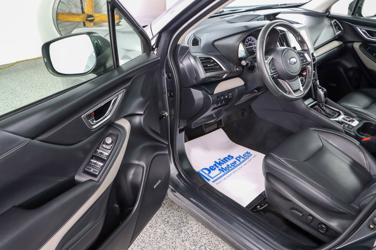 Used 2023 Subaru Forester Limited image 3