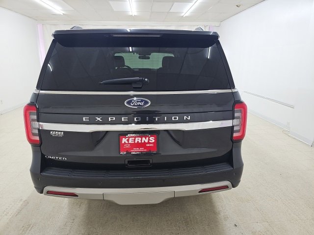 Used 2023 Ford Expedition Limited image 16