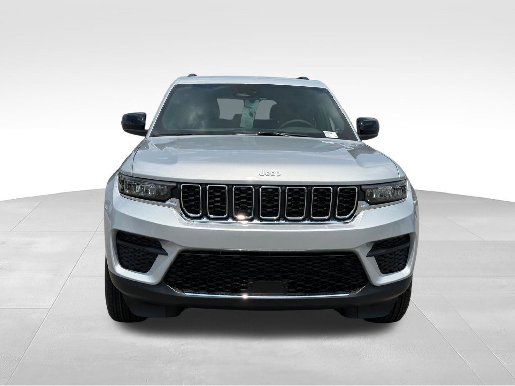 New 2026 Jeep Grand Cherokee Laredo RWD image 26