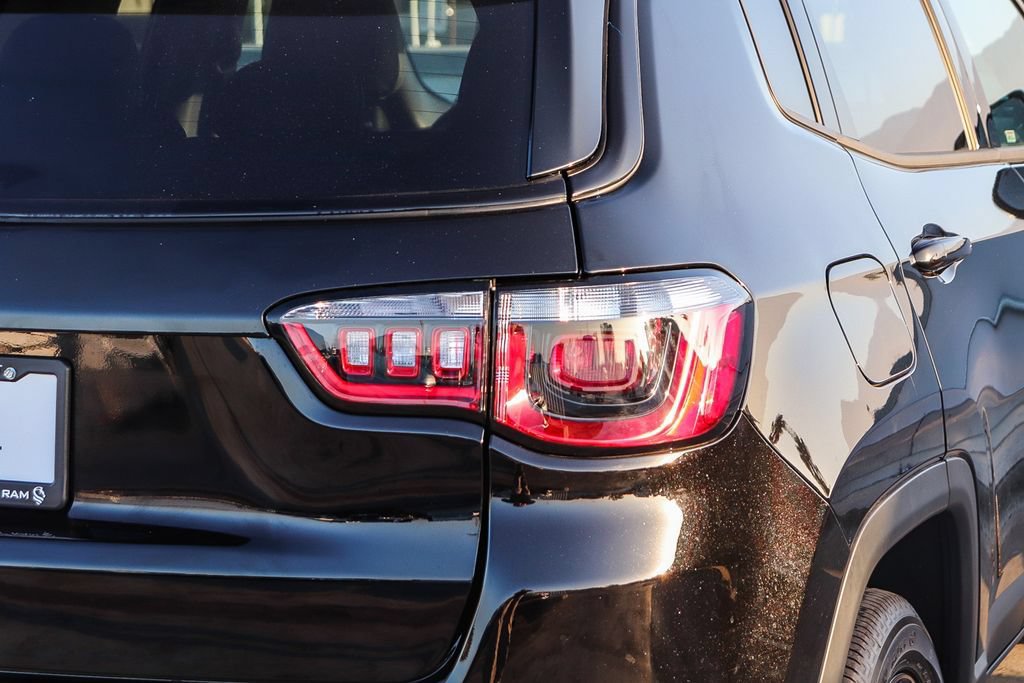 New 2026 Jeep Compass Latitude AWD/4WD image 10