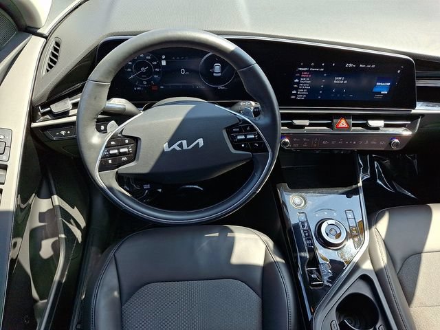 Certified 2023 Kia Niro Wind w/ Wind Preserve Package FWD image 10