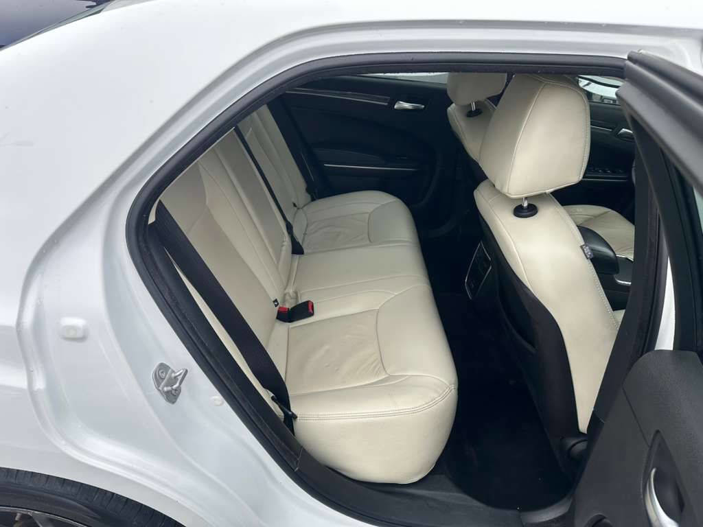 Used 2018 Chrysler 300 Touring w/ Sport Appearance Package RWD image 19