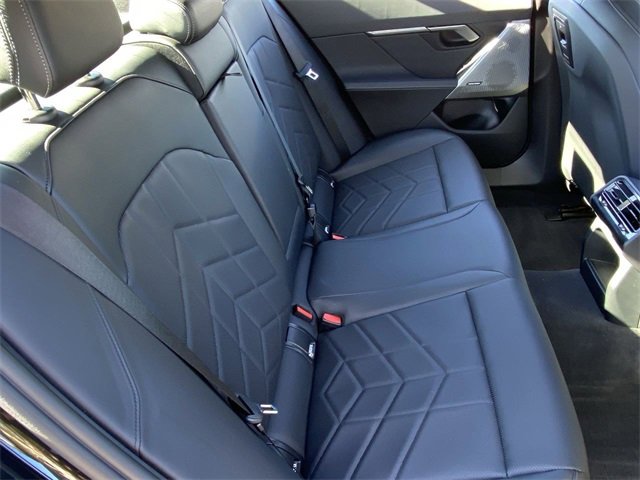 Certified 2025 BMW i5 eDrive40i w/ Premium Package image 15