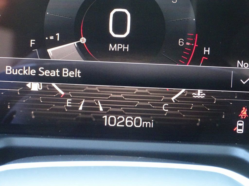 Used 2025 GMC Acadia Elevation image 27