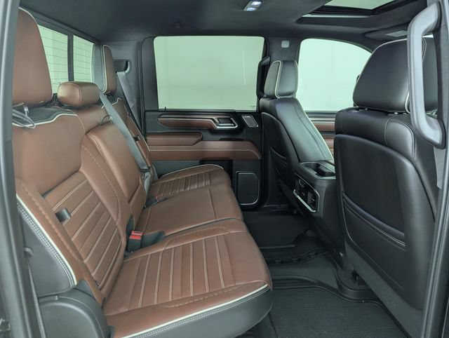 Used 2024 GMC Sierra 2500 Denali Ultimate AWD/4WD image 18