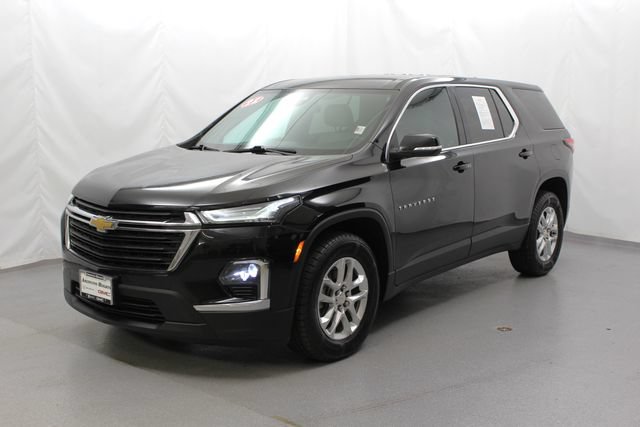 Used 2022 Chevrolet Traverse LS FWD image 6