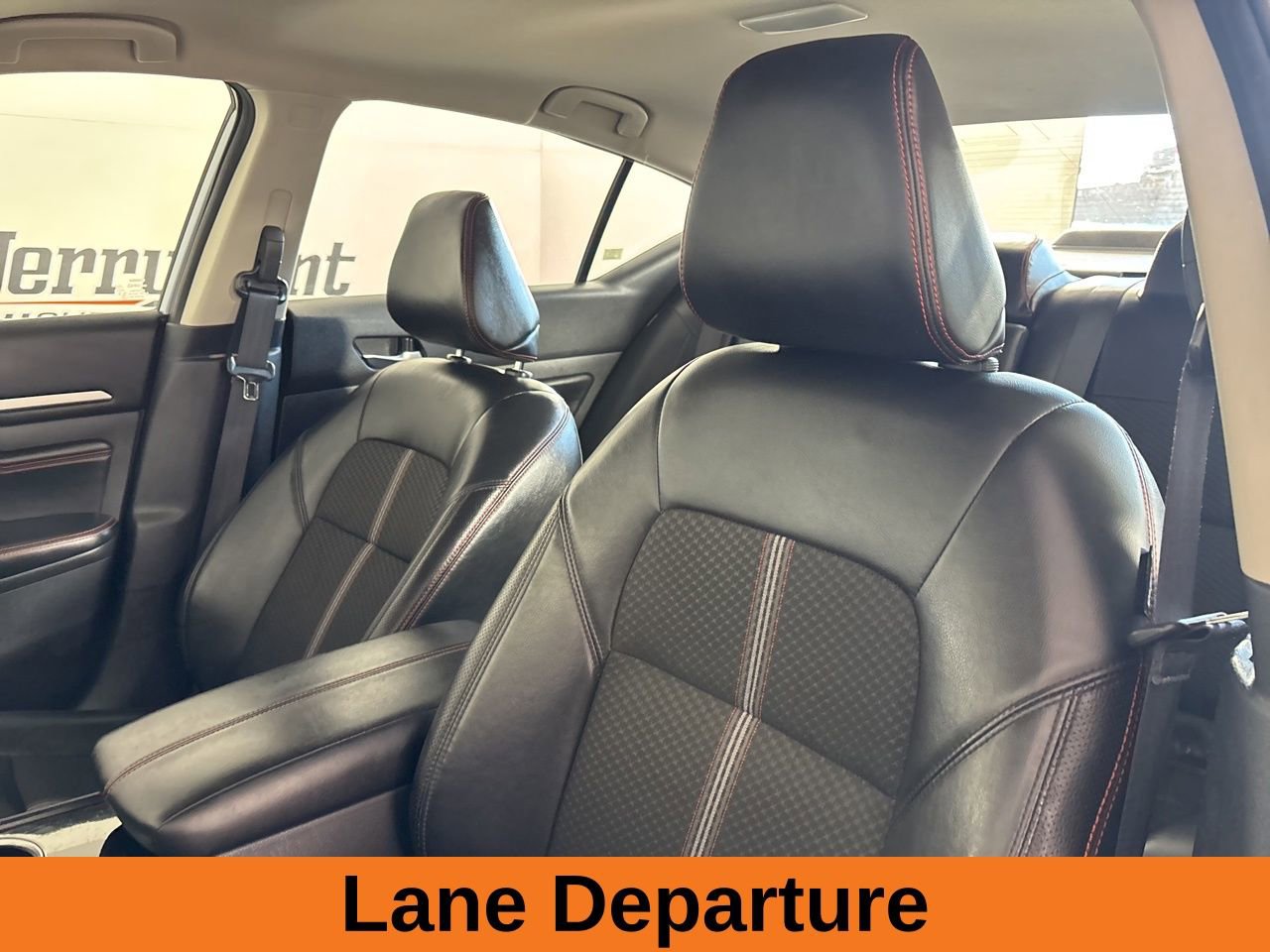 Used 2023 Nissan Altima 2.5 SR image 10