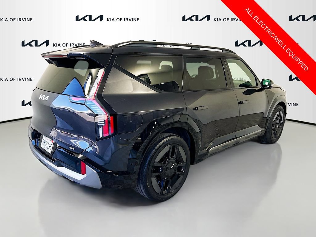 Certified 2024 Kia EV9 GT-Line AWD/4WD image 8