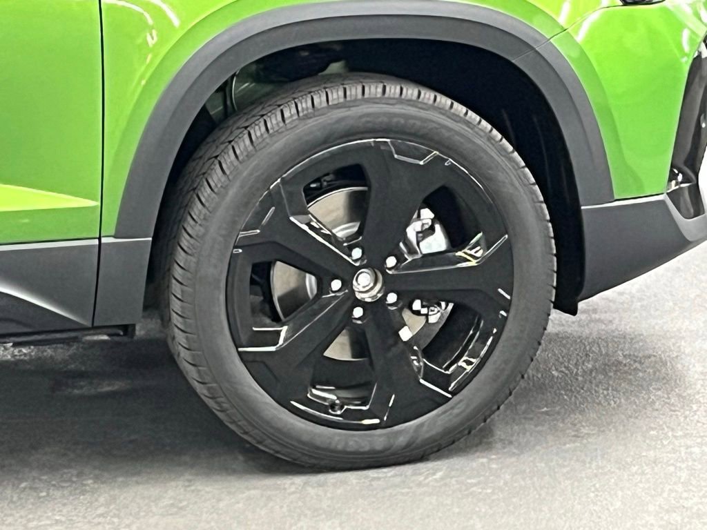 New 2025 Volkswagen Taos SEL AWD/4WD image 39