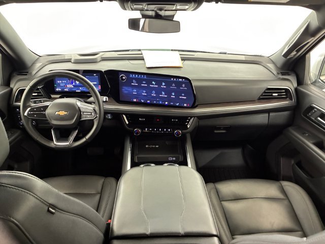 Used 2025 Chevrolet Tahoe LT AWD/4WD image 20