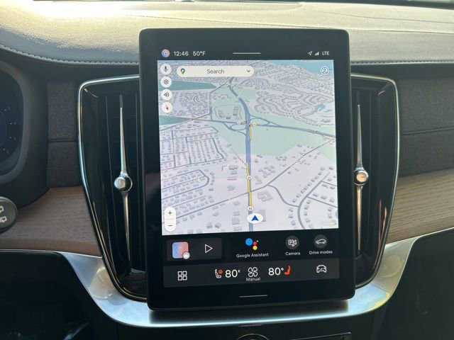 Certified 2025 Volvo XC90 B6 Plus image 22