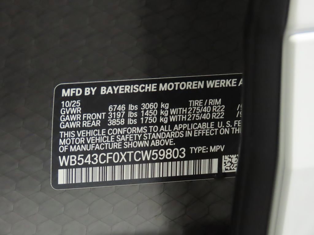 Used 2026 BMW iX xDrive45 w/ M Sport Package AWD/4WD image 32