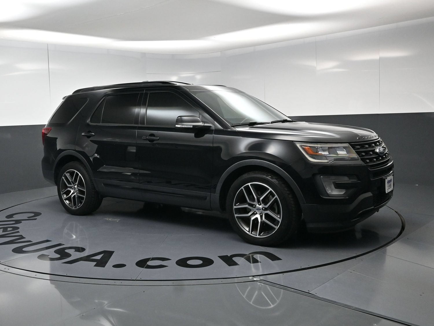 Used 2017 Ford Explorer Sport w/ Equipment Group 401A AWD/4WD video 2