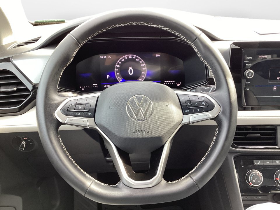 Certified 2025 Volkswagen Taos S AWD/4WD image 10
