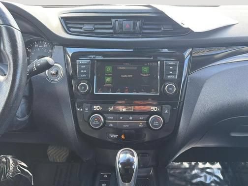 Used 2022 Nissan Rogue Sport SL AWD/4WD image 10