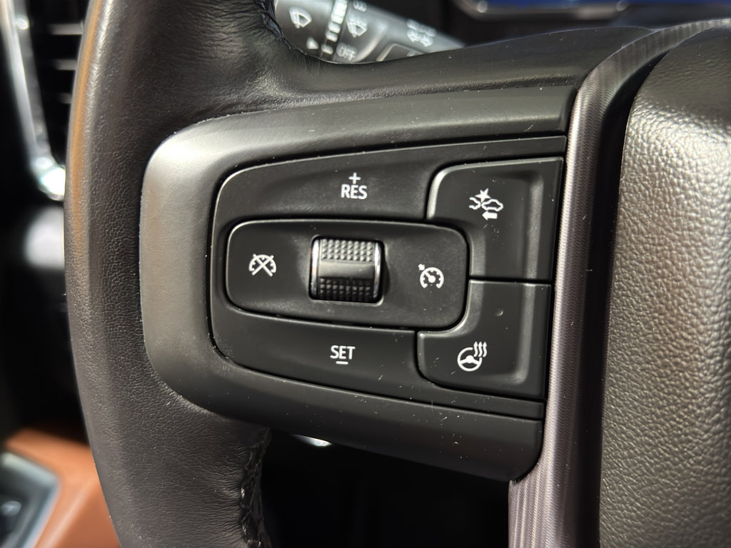 Used 2025 GMC Sierra 3500 Denali Ultimate image 29