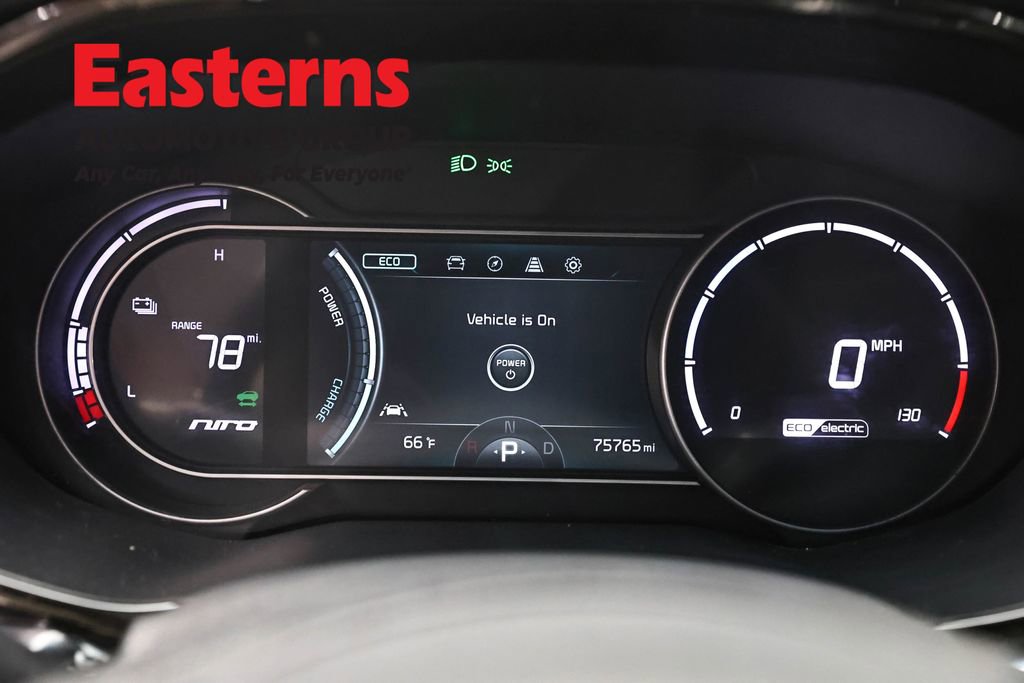 Used 2022 Kia Niro EX w/ Cold Weather Package FWD image 18
