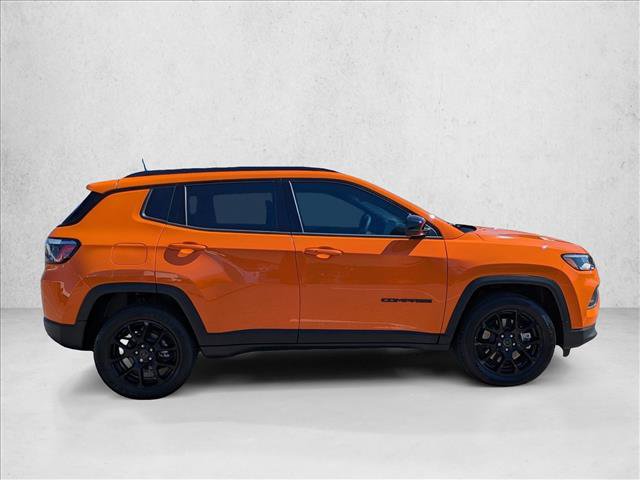 Used 2026 Jeep Compass Latitude AWD/4WD video 4