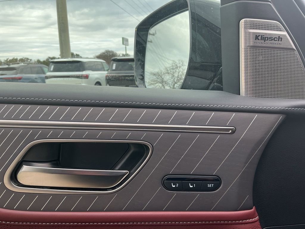 Certified 2026 INFINITI QX80 Autograph image 22