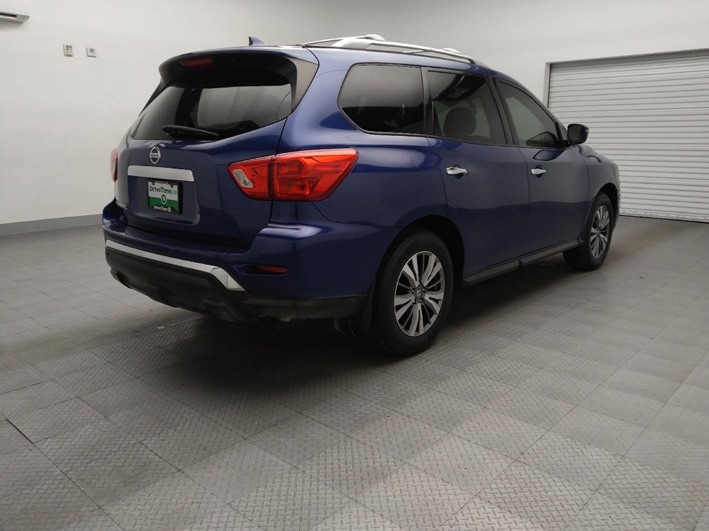 Used 2019 Nissan Pathfinder S image 9