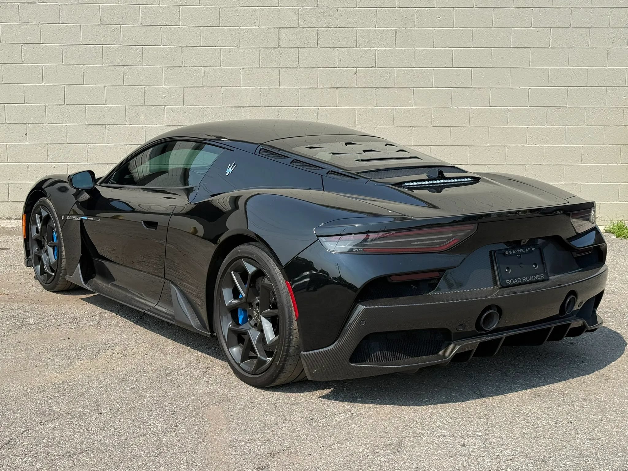 Used 2022 Maserati MC20 Coupe RWD image 7