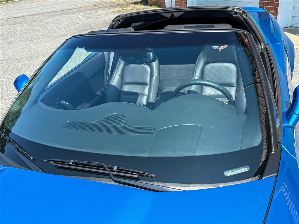 Used 2011 Chevrolet Corvette Grand Sport w/ Preferred Equipment Group RWD image 19