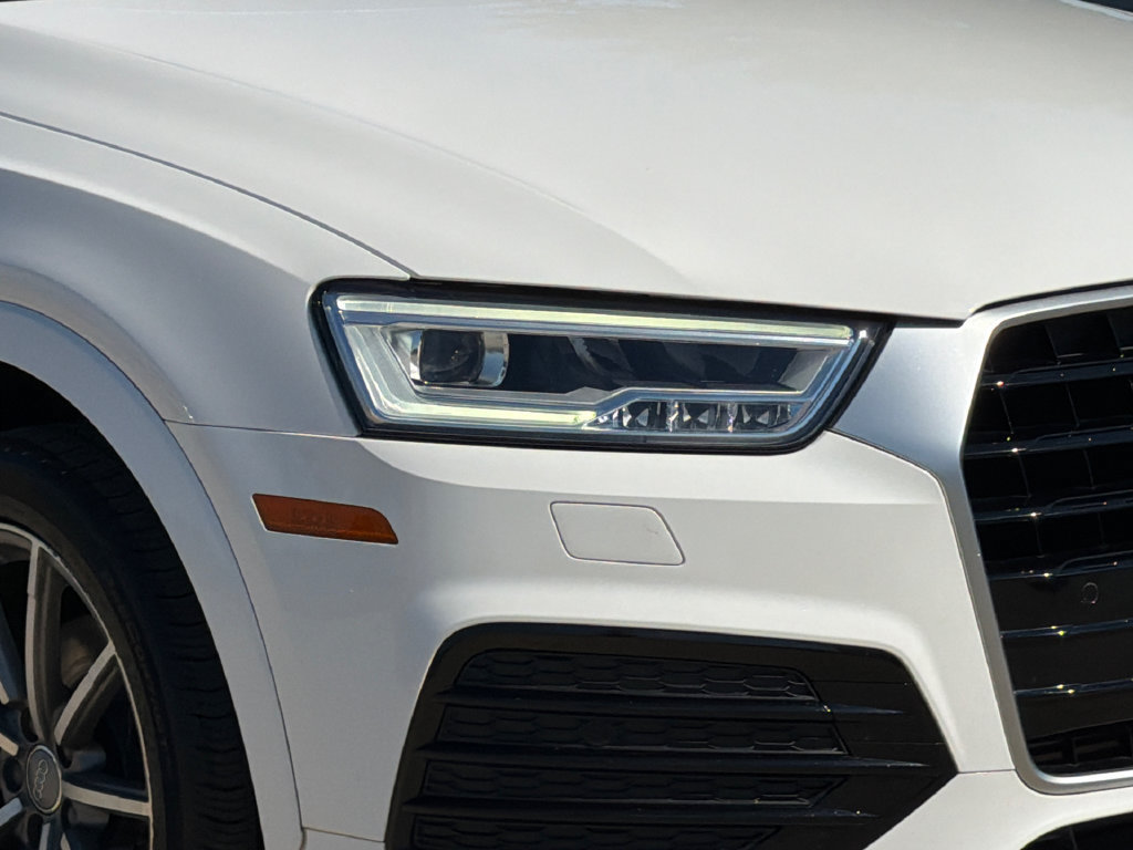 Used 2018 Audi Q3 2.0T Premium Plus w/ Premium Plus Package FWD image 4