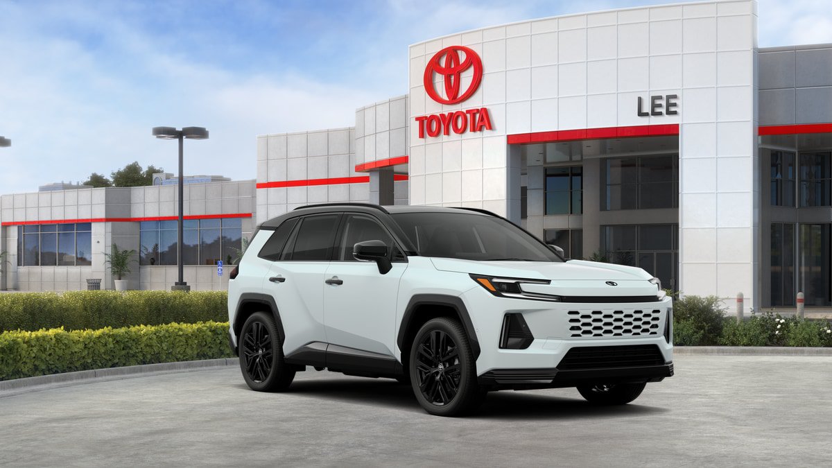 New 2026 Toyota RAV4 XSE w/ Panoramic Sun Roof Package AWD/4WD image 15