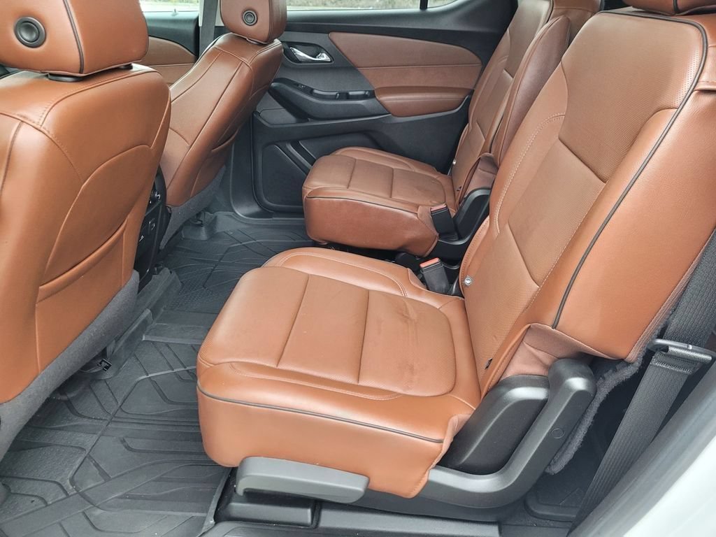 Used 2019 Chevrolet Traverse High Country w/ LPO, Floor Liner Package AWD/4WD image 11