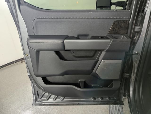 Used 2026 Ford F450 Lariat w/ Camper Package image 16