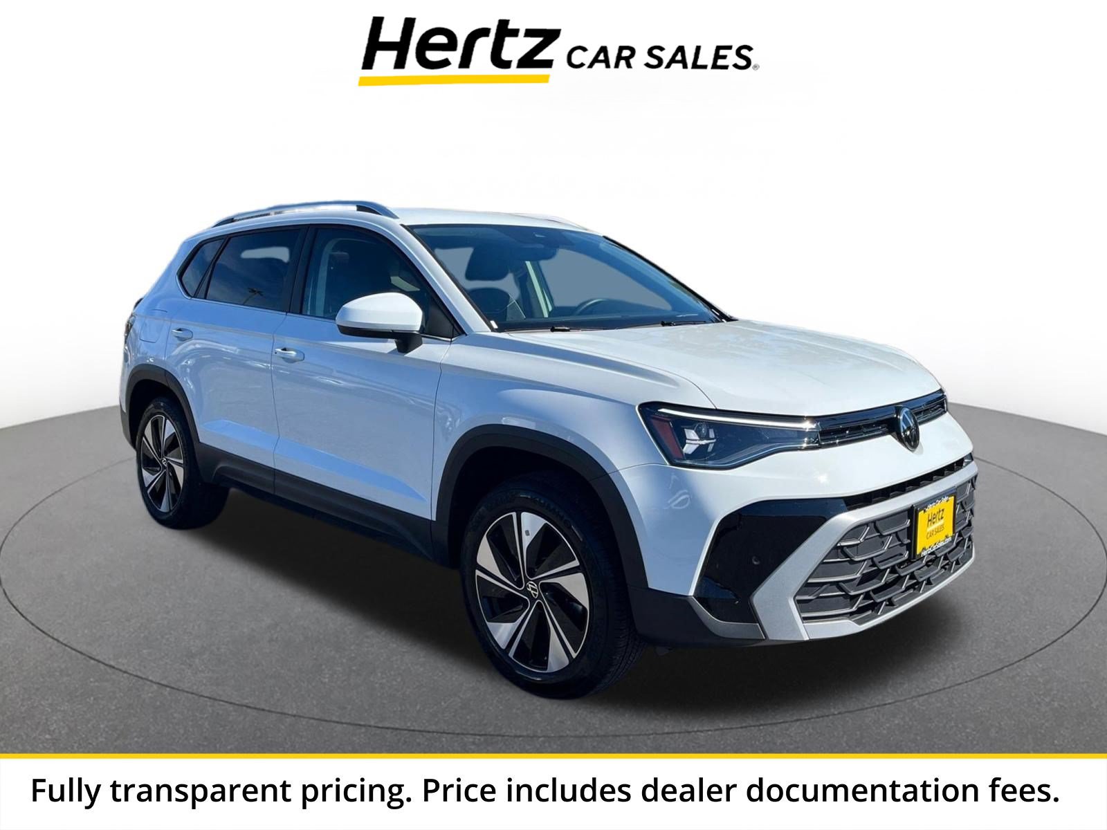 Used 2026 Volkswagen Taos SE AWD/4WD image 1