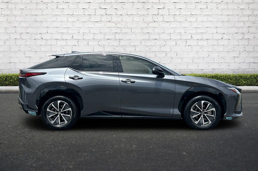 Used 2023 Lexus RZ 450e Premium w/ Technology Package AWD/4WD image 3
